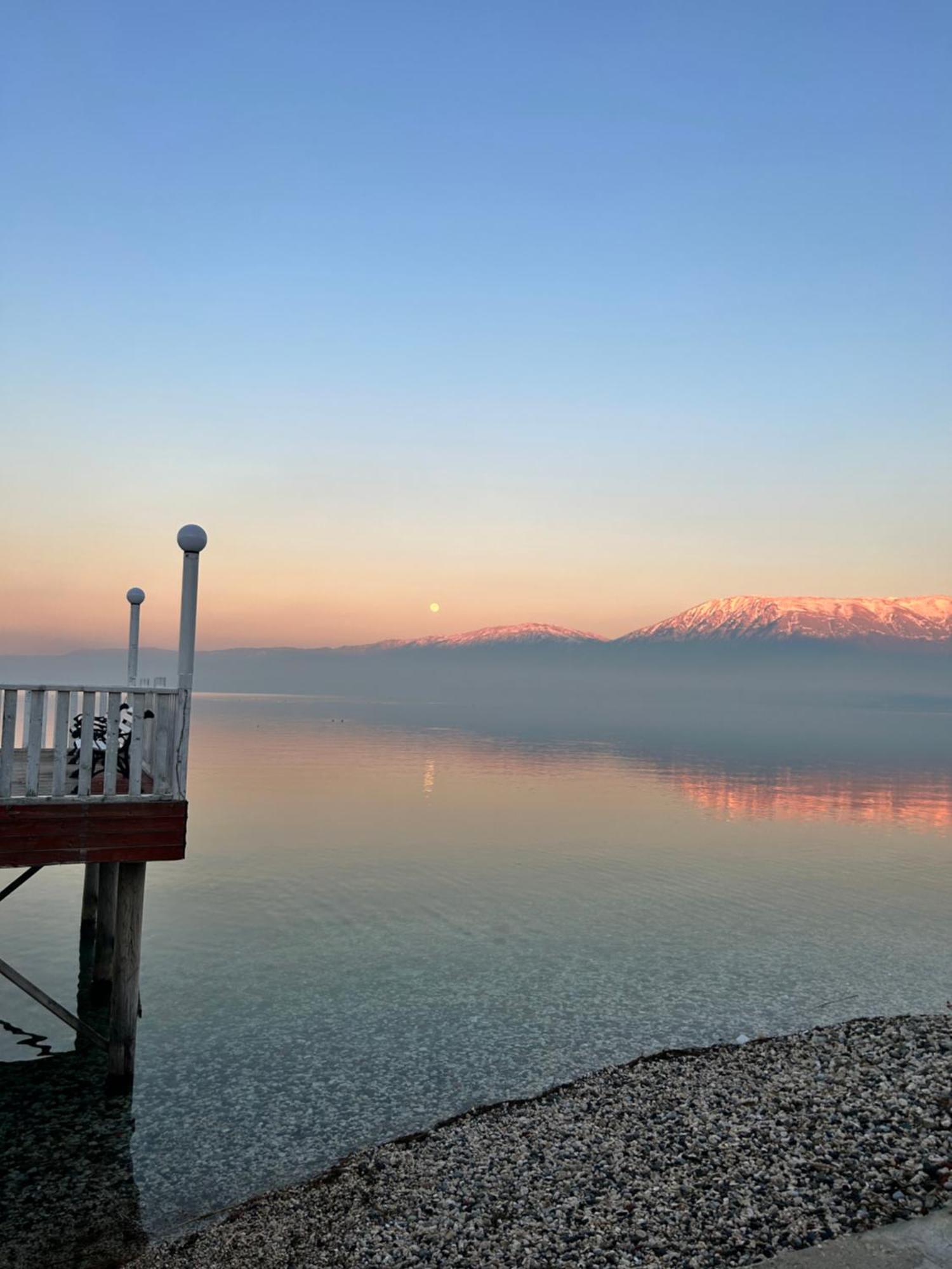 Lake Ohrid Guesthouse "Villa Valentina" Pogradec Exterior photo